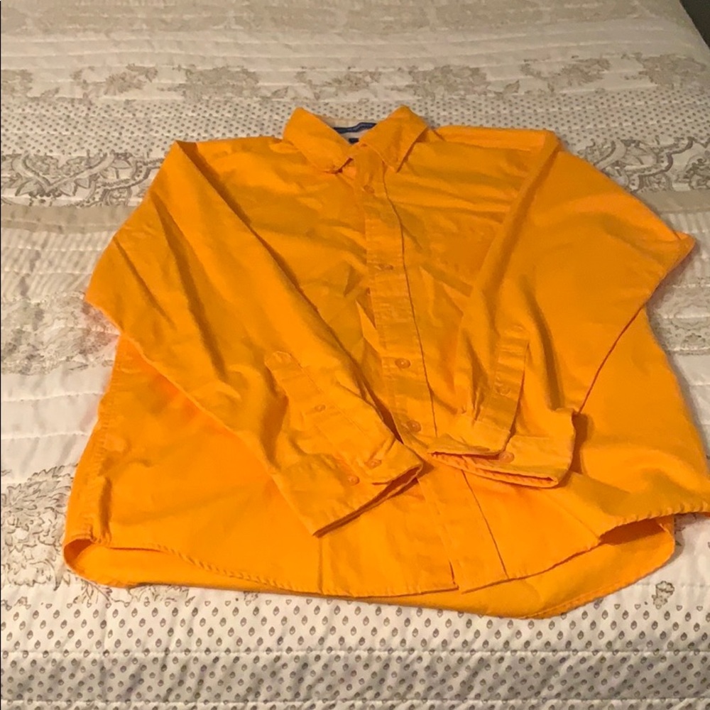 Small button down - Picture 3 of 3